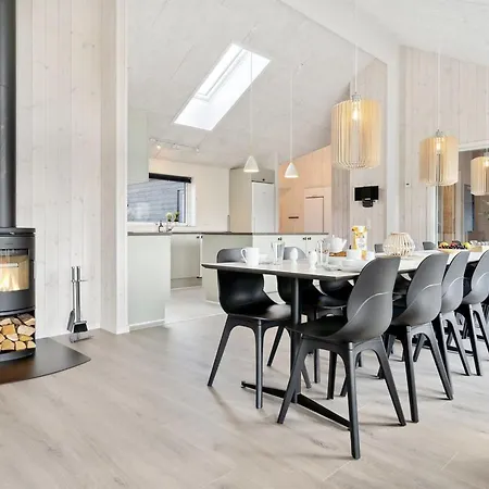 Holiday Eufemia - 200m From The Sea By Interhome *